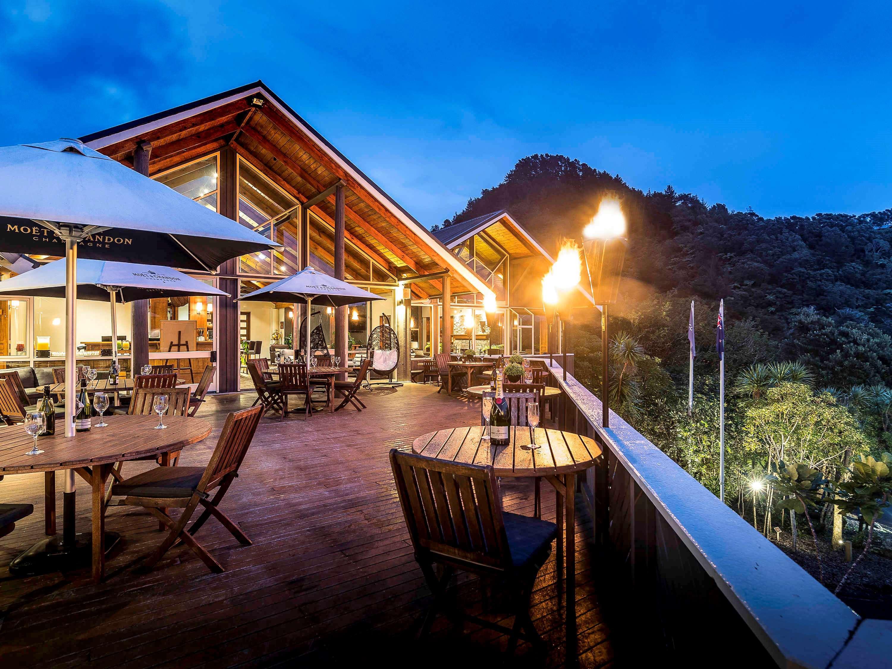 Grand Mercure Puka Park Resort Pauanui Exterior photo